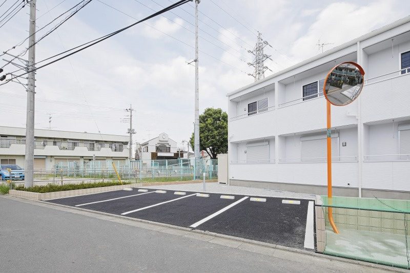 カペラの駐車場|駐車場も完備！