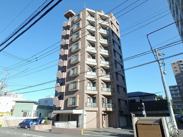 ファミール円山北３条