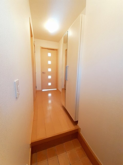アルバ　３の玄関