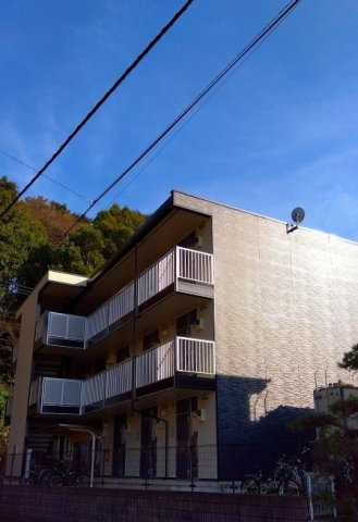 レオパレスエスティーハイムの外観