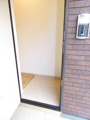 サン　スクエアの玄関