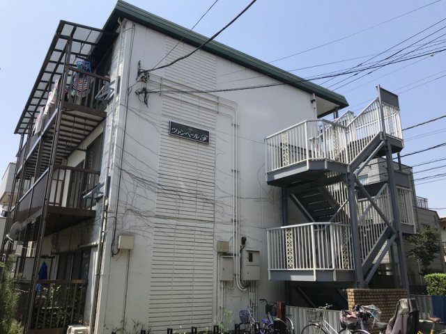 ヴァンベールFの外観