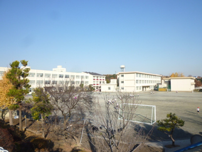 綾瀬市立綾西小学校まで1700ｍ