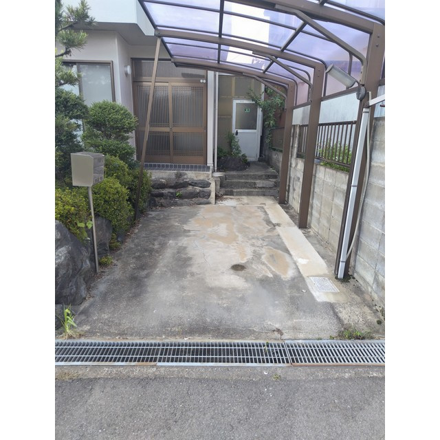岐阜市粟野西１丁目の一戸建ての駐車場