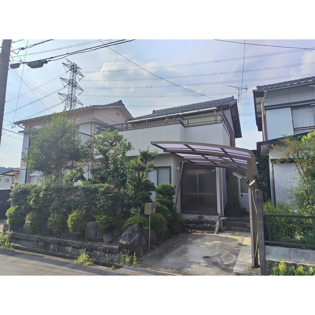 岐阜市粟野西１丁目の一戸建て