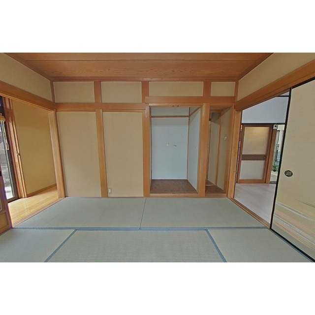 岐阜市芥見東山の一戸建ての内装
