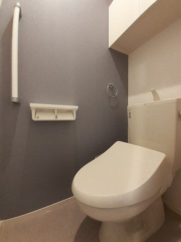 ヴィラ　アミングのトイレ|落ち着いたトイレです