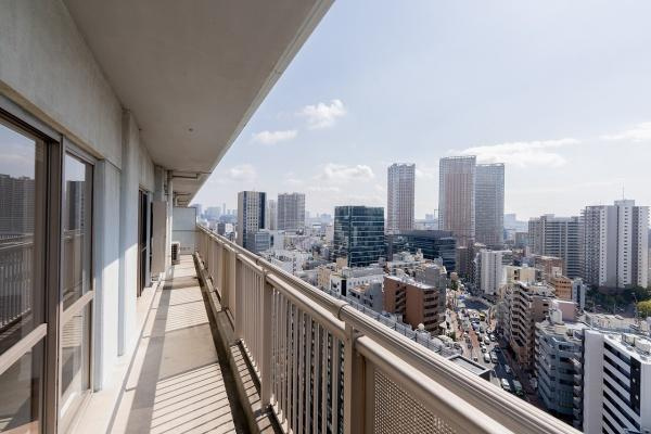 【バルコニー】