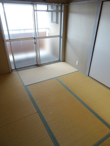 クラモトマンションの和室|★綺麗な畳です★