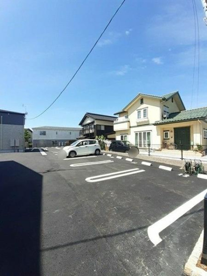 【駐車場】 | フリージアＡ