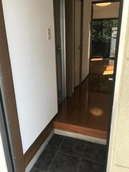 【玄関】