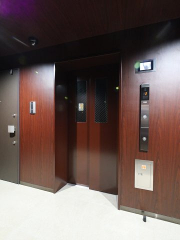 PREMIUM CUBE 中野新橋 DEUXの外観