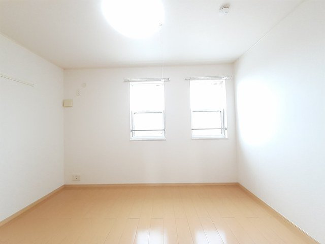 富山市呉羽町のアパートの内装