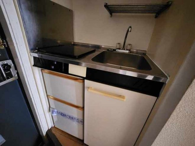 レオパレス岡崎第３のキッチン|実際のお部屋と異なる場合がございます。