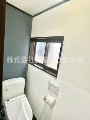 角田2丁目店舗付き一戸建のその他|窓