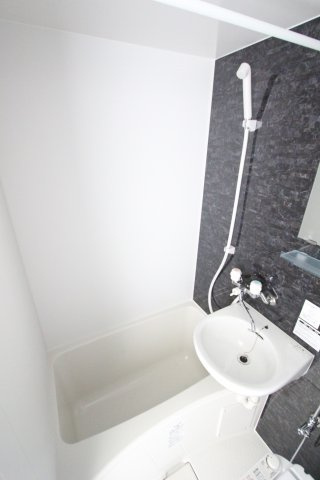 【浴室】 | ユナイト鶴見エリッククラプトン | 同物件の参考写真です。