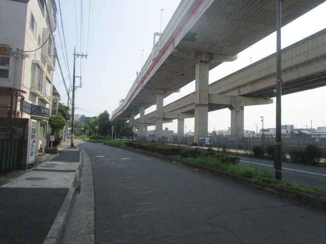 足立区北加平町の倉庫