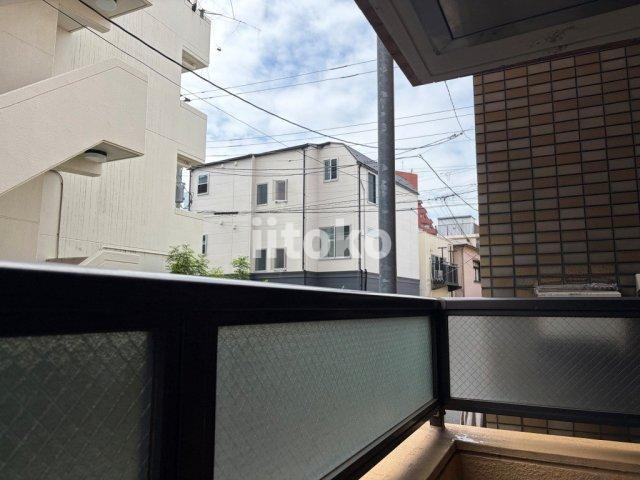 ダイアパレス浅草第二のエントランス