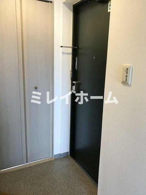 ラフュージュ大井町の玄関