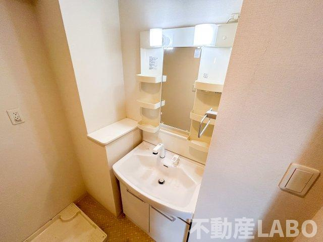 グランジュテ住吉の洗面所
