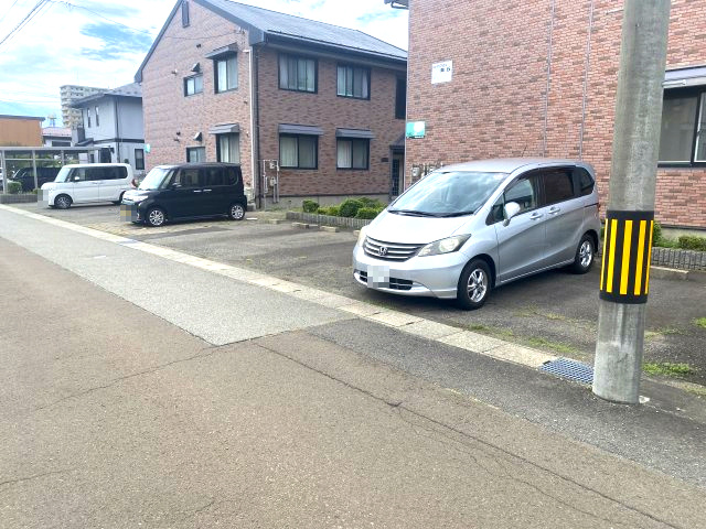 ビューティフルヒル美丘Ｂの駐車場