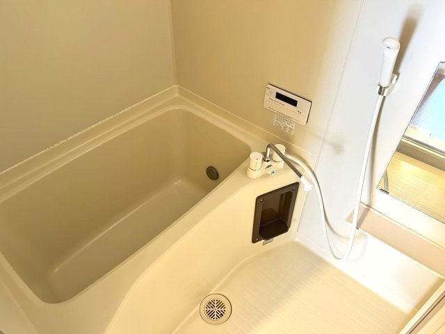 ビューティフルヒル美丘Ｂの浴室|追い焚き機能付き