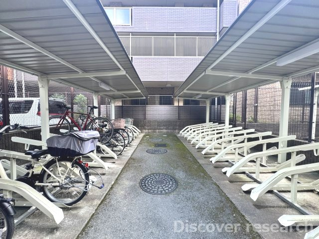 レクセルプラッツァ福生弐番館の駐輪場|駐輪場