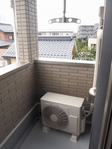 シャイニーのバルコニー