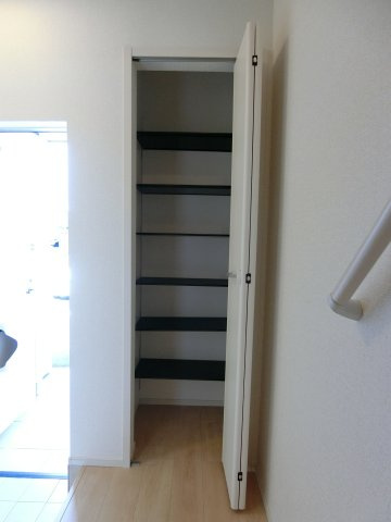 エアリーネオ．Ｗの収納