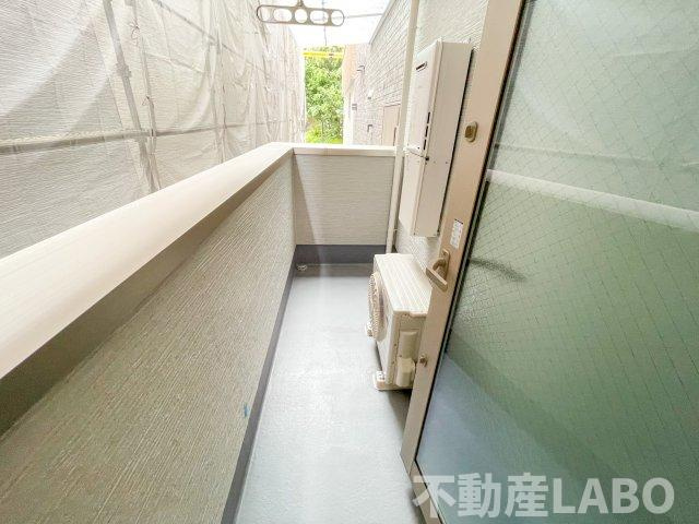 フジパレス今川公園東Ⅱ番館のバルコニー