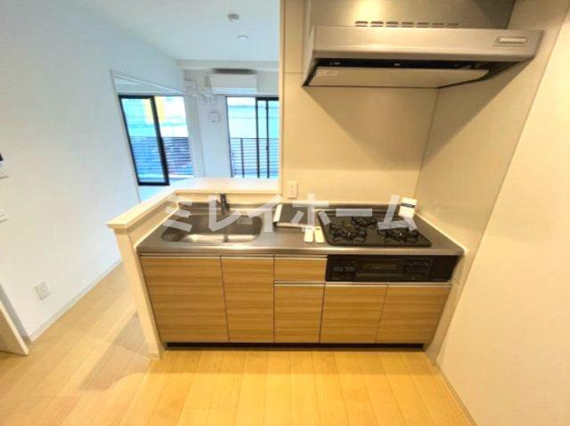 ジニア大森西のキッチン|同建物内、別のお部屋の参考写真になります。