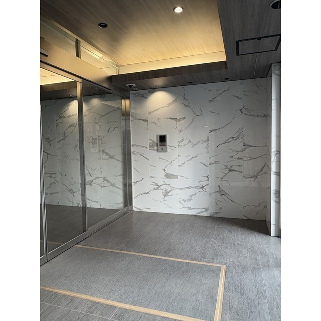 インペリアルフラット武蔵小山のエントランス