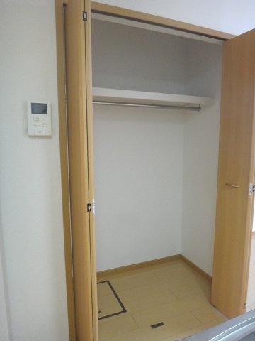 ホワイトメゾンⅥの収納