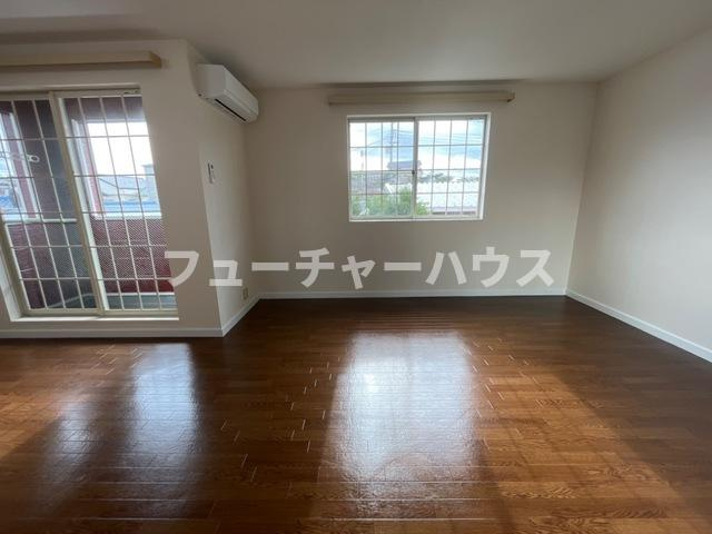 サンライズ東光台の居間・リビング