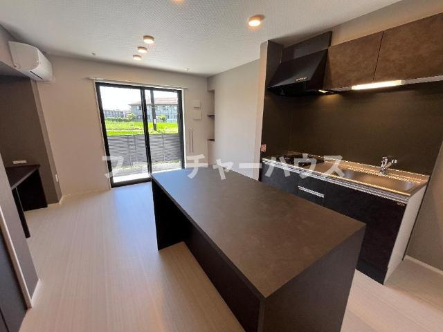 Ｖａｎｅｓｓａ Ｂｅｌｌ （ヴェネッサベル）の居間・リビング|室内（イメージ）