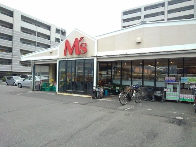 マルワ・シャルマンⅢの周辺