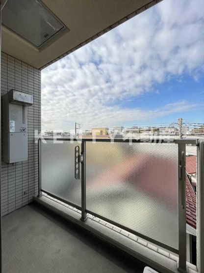 【バルコニー】 | スカイコート蒲田第７ | 暖かな日差しのふりそそぐバルコニー