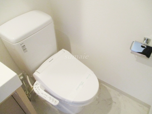 プラウドフラット王子神谷のトイレ|温水洗浄便座付きトイレです☆