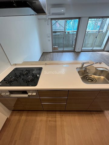 スプランディッド難波WESTⅢのキッチン