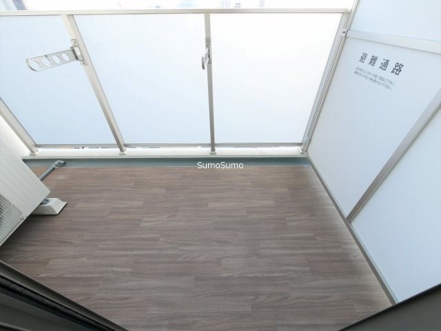 アスヴェル阿波座BLUE EARTHのバルコニー