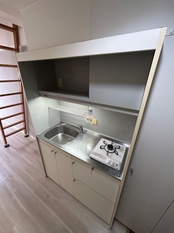 キューブ神戸塚本通のキッチン
