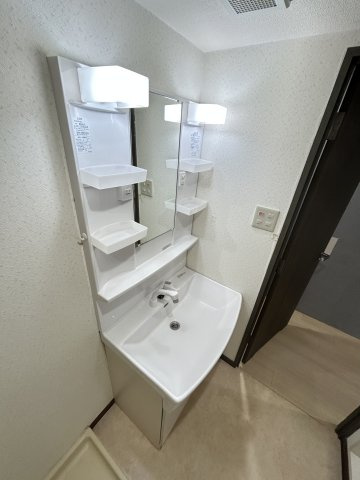 モンスフェール篠原北町の洗面所