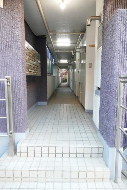 祐天寺グリーンマンションのエントランス