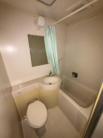 ミダ六マンションの浴室