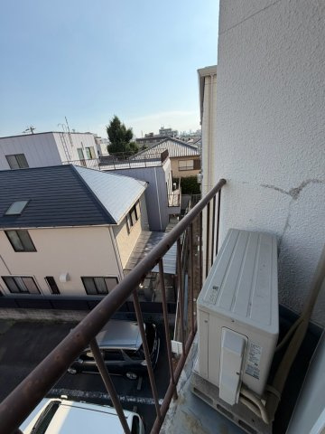 ミダ六マンションのバルコニー