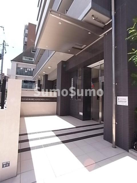 エスリード神戸三宮ノースゲートのエントランス