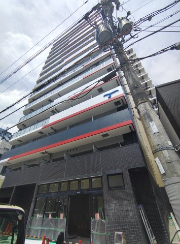 セレニテ西元町アリエの外観