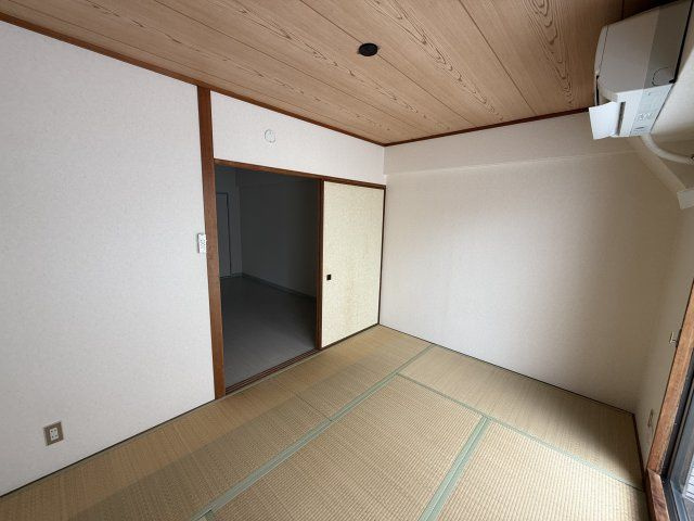 S.I.ハイツ芦屋の和室