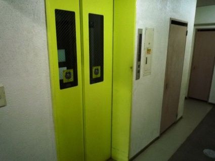 S.I.ハイツ芦屋のロビー