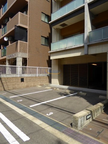 【駐車場】 | ROJI01